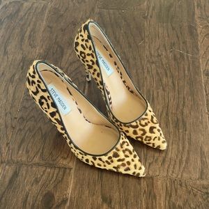 Steve Madden animal print pumps size 8
